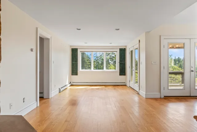 $649,000 | 19 Hugh Avenue, Harpswell, ME 04003