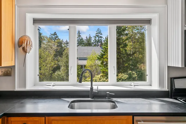 $649,000 | 19 Hugh Avenue, Harpswell, ME 04003