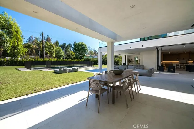 $29,500 | 4930 Palomar Drive, Tarzana, CA 91356