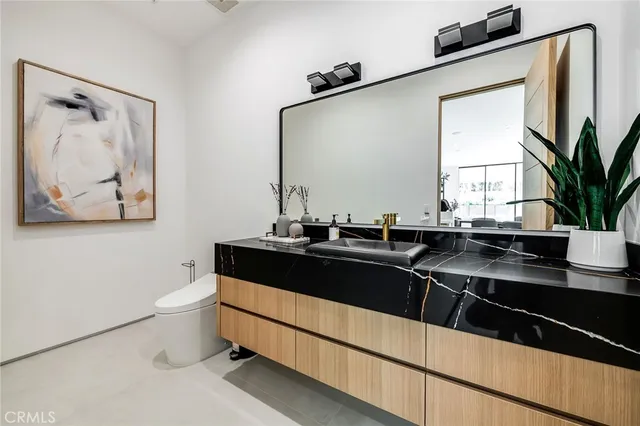 $29,500 | 4930 Palomar Drive, Tarzana, CA 91356