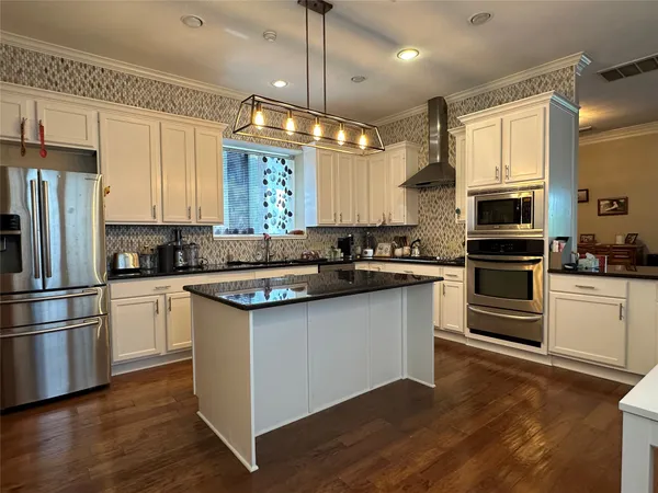 $5,000 | 7406 Curly Leaf Cove, Austin, TX 78750