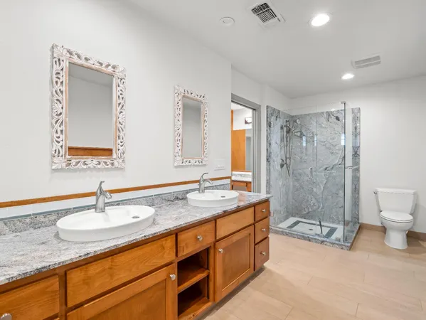 $785,000 | 1726 West San Madele Avenue, Fresno, CA 93711