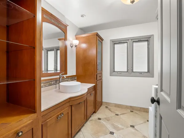 $785,000 | 1726 West San Madele Avenue, Fresno, CA 93711