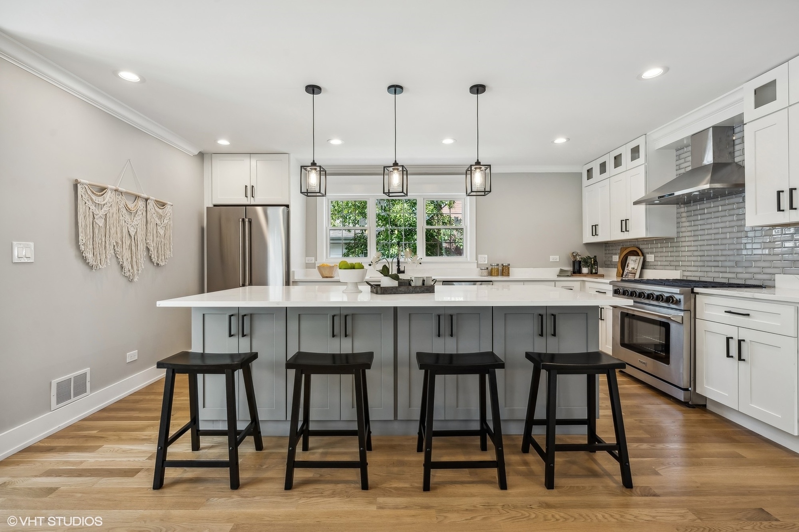 Undisclosed Address Elmhurst, IL 60126 - Photo 15 of 53