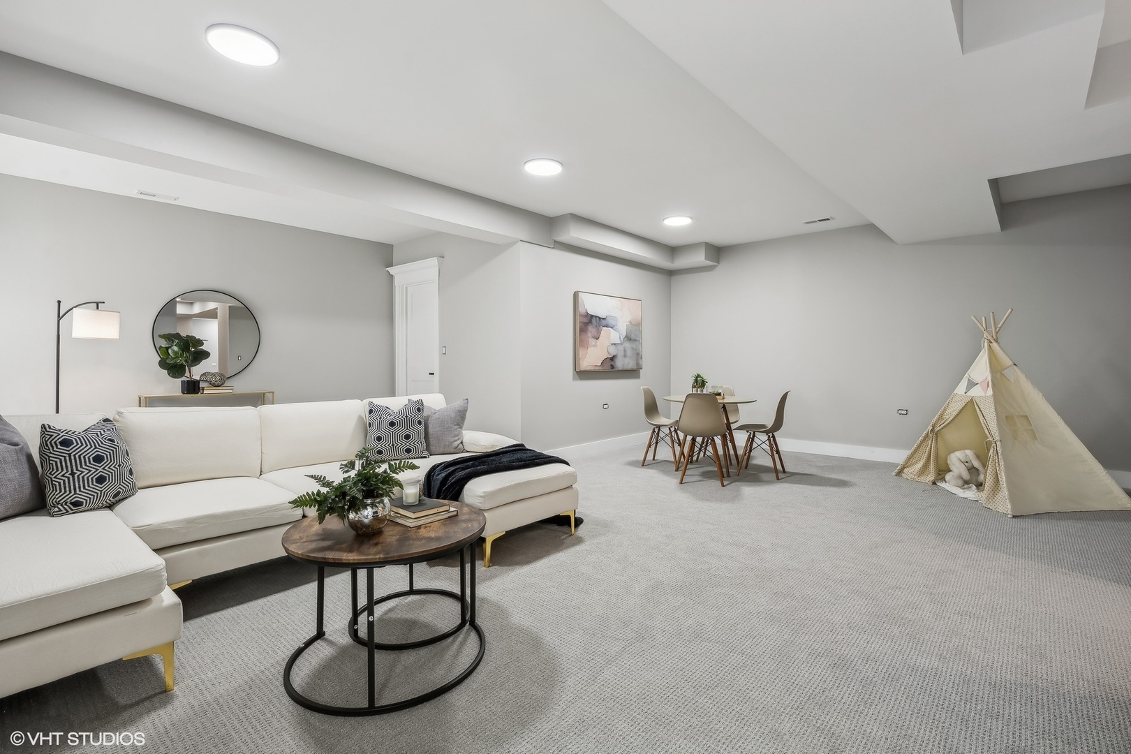 Undisclosed Address Elmhurst, IL 60126 - Photo 35 of 53 a living room with furniture and a table