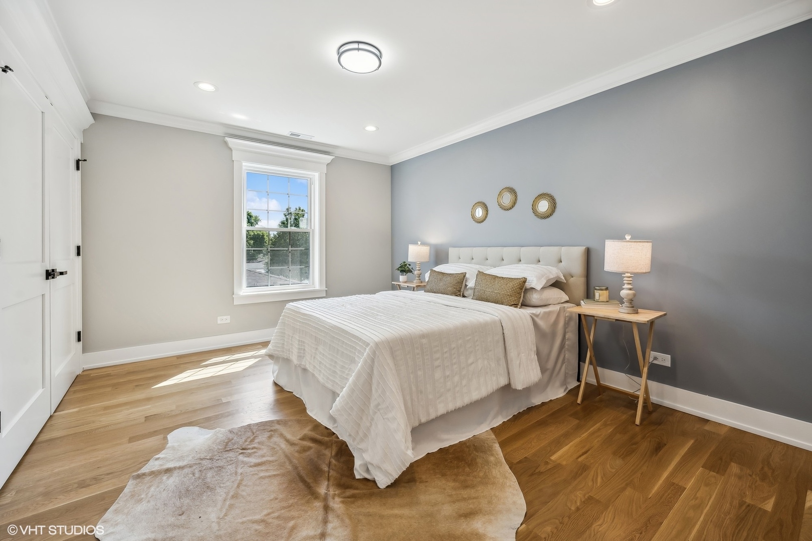 Undisclosed Address Elmhurst, IL 60126 - Photo 42 of 53 a bedroom with a bed and a window