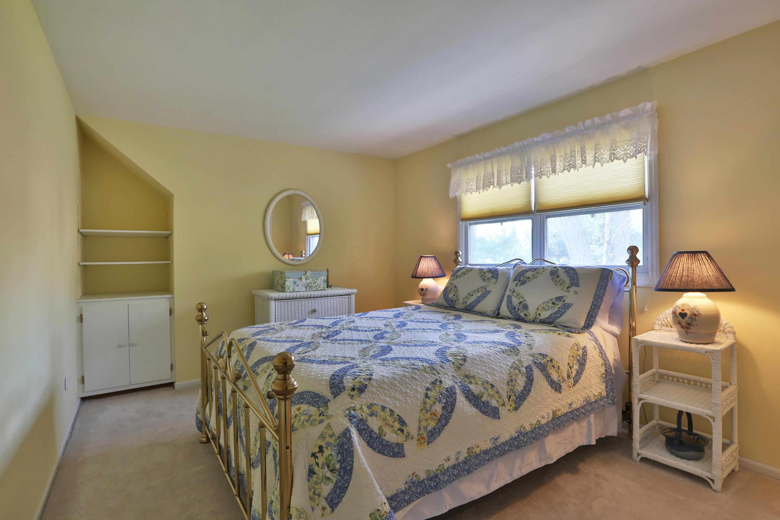 855 Bluff Ridge Drive Columbus, OH 43235 - Photo 28 of 41