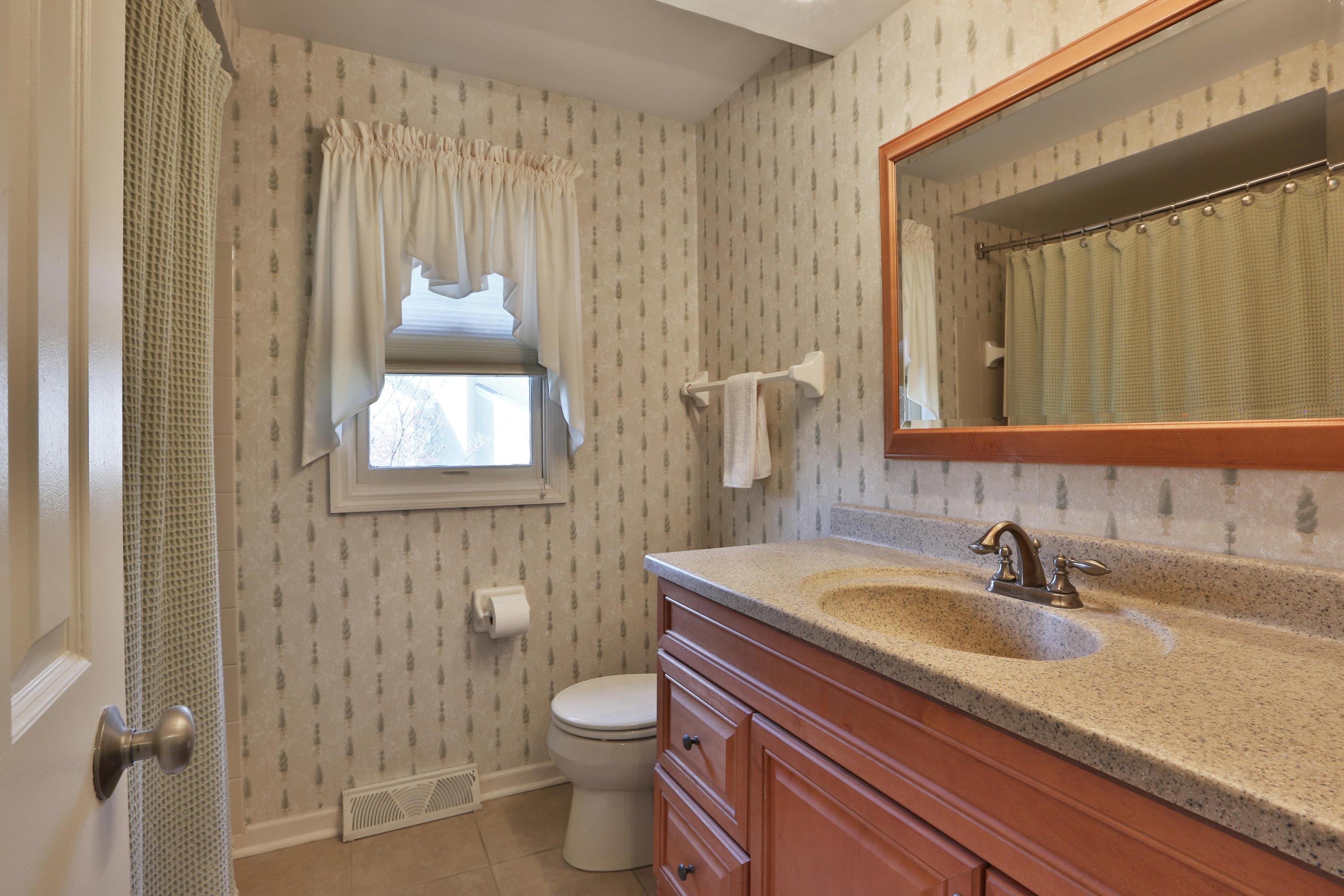 855 Bluff Ridge Drive Columbus, OH 43235 - Photo 30 of 41