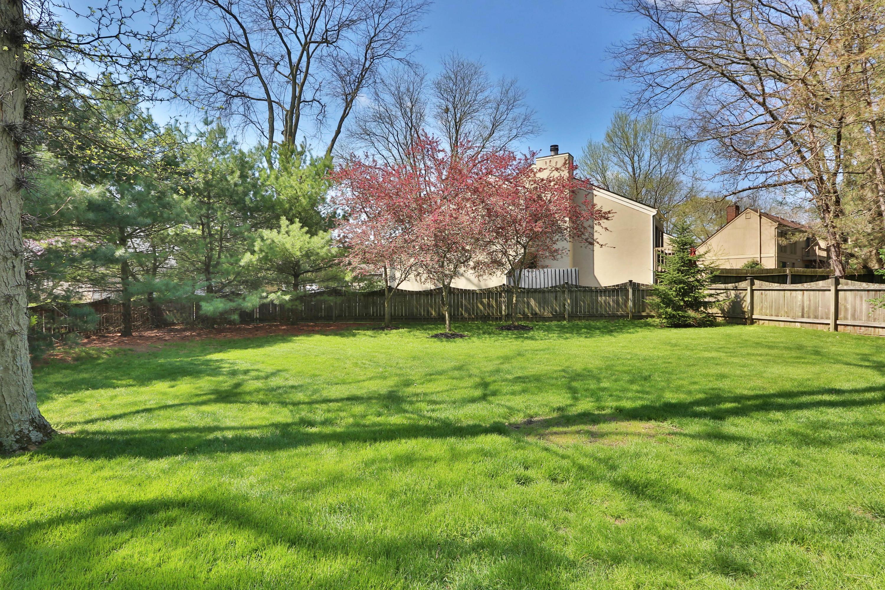 855 Bluff Ridge Drive Columbus, OH 43235 - Photo 41 of 41