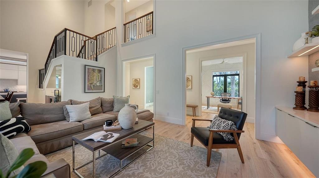 5035 Bay Shore Road Sarasota, FL 34234 - Photo 13 of 84