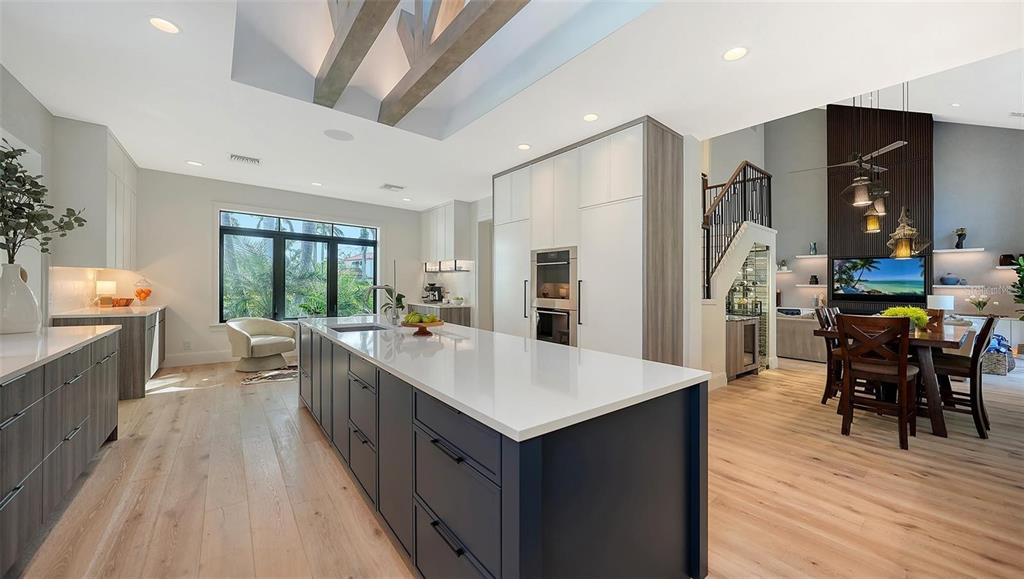 5035 Bay Shore Road Sarasota, FL 34234 - Photo 16 of 84