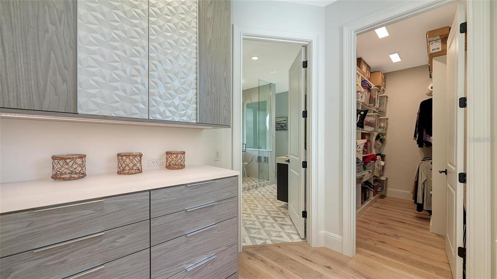 5035 Bay Shore Road Sarasota, FL 34234 - Photo 34 of 84