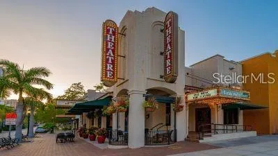 $4,895,000 | 5035 Bay Shore Road, Sarasota, FL 34234