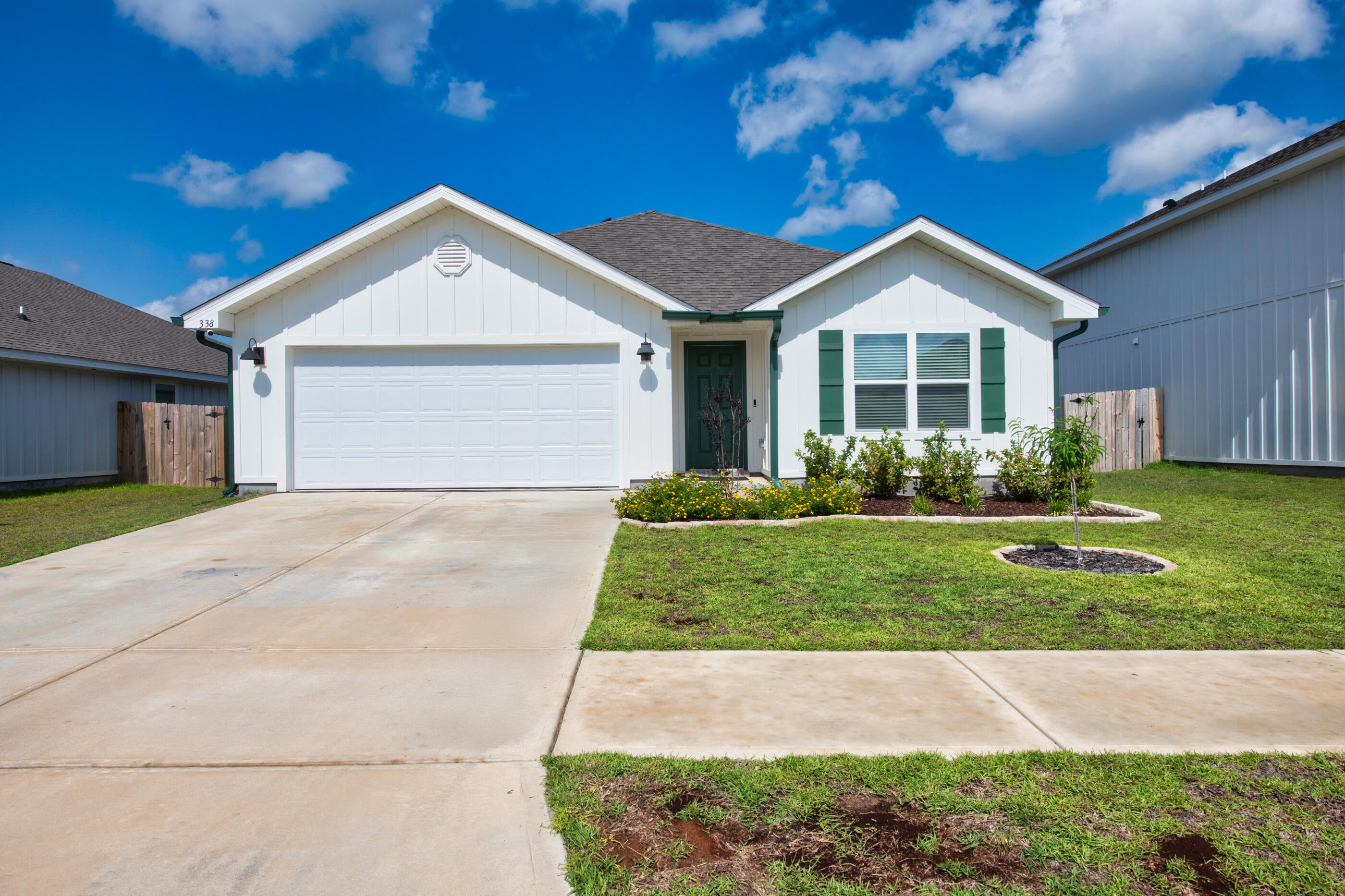 338 Flounder Street Crestview, FL 32539 - Photo 2 of 31 Flounder-32