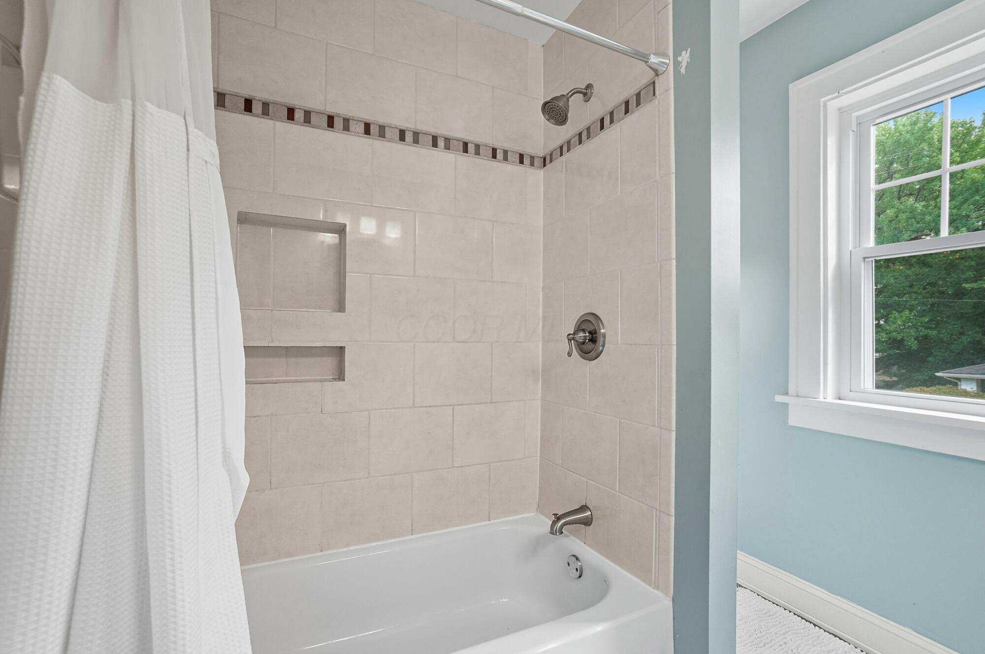 203 East Tulane Road Columbus, OH 43202 - Photo 40 of 80 209