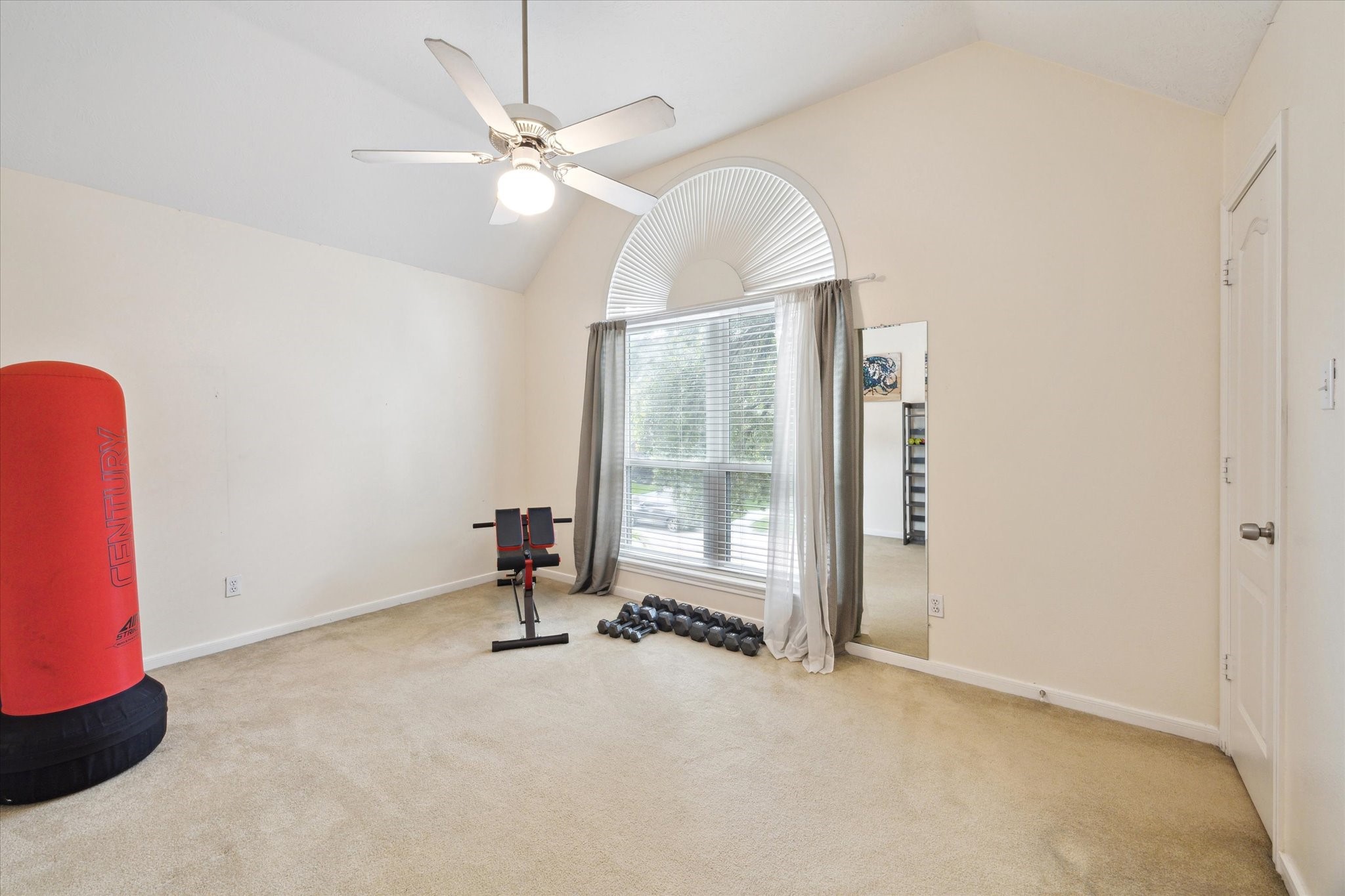 2326 Pin Hook Court Seabrook, TX 77586 - Photo 28 of 42 FOURTH BEDROOM.