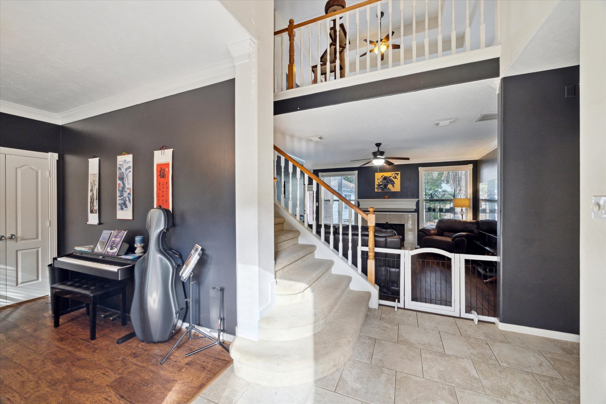 2326 Pin Hook Court Seabrook, TX 77586 - Photo 4 of 42 a view of a hallway with seating space