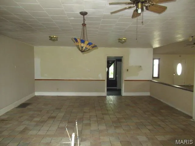 $89,000 | 719 South Grace Street, Marissa, IL 62257