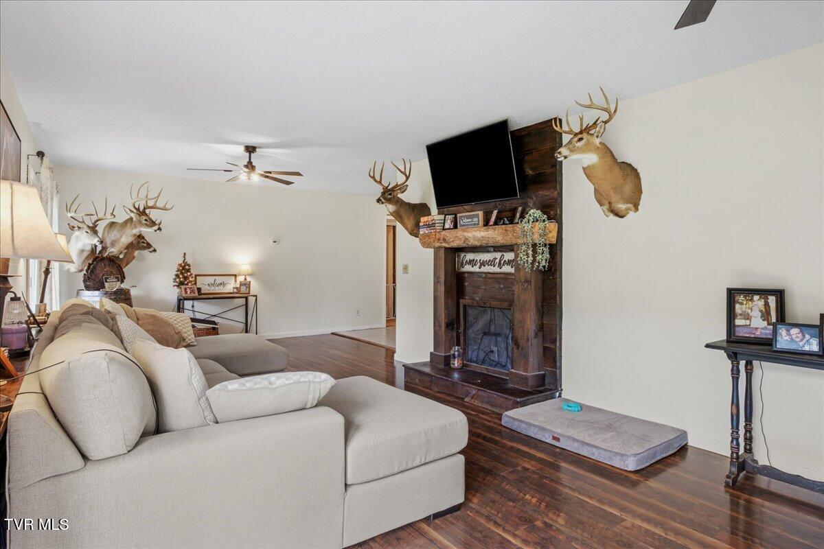 122 South Fork Road Marion, VA 24354 - Photo 11 of 70 35-WBP-S-Fork-35