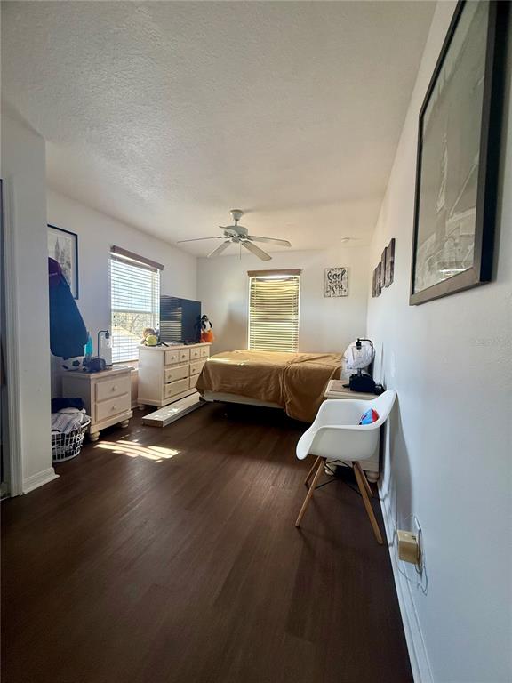 1008 Royal Ridge Drive Davenport, FL 33896 - Photo 15 of 19 a bedroom with furniture and a window