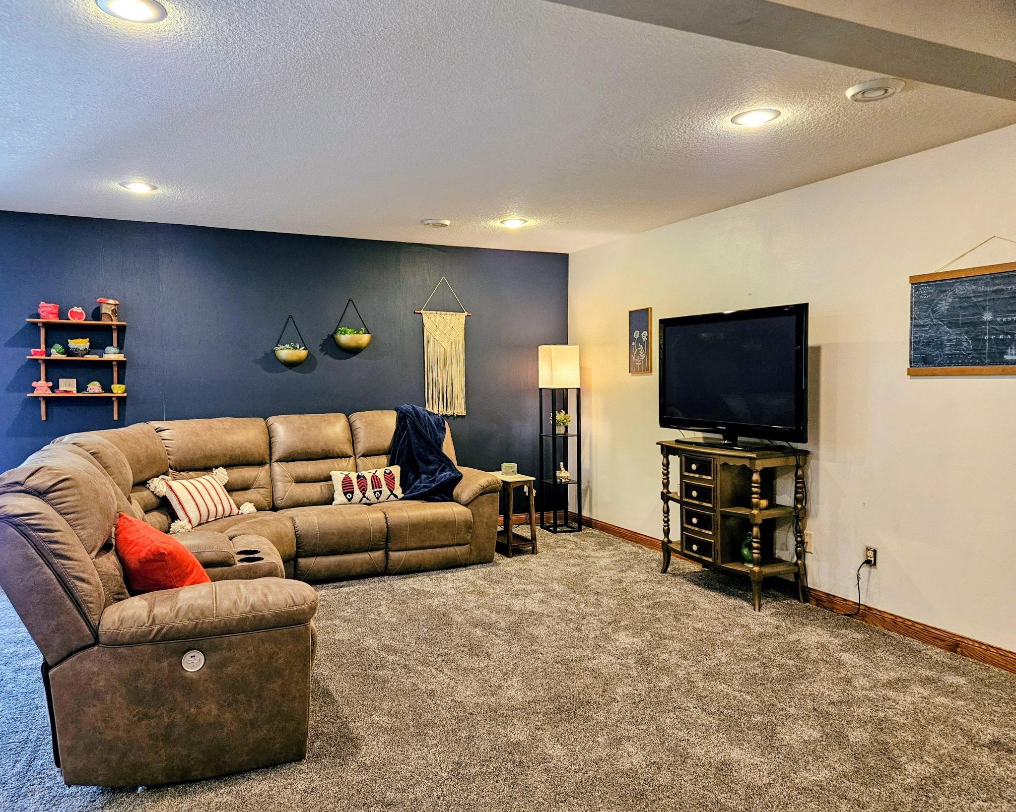 106 Ridge Road New London, MN 56273 - Photo 22 of 35 Gallery Image 22