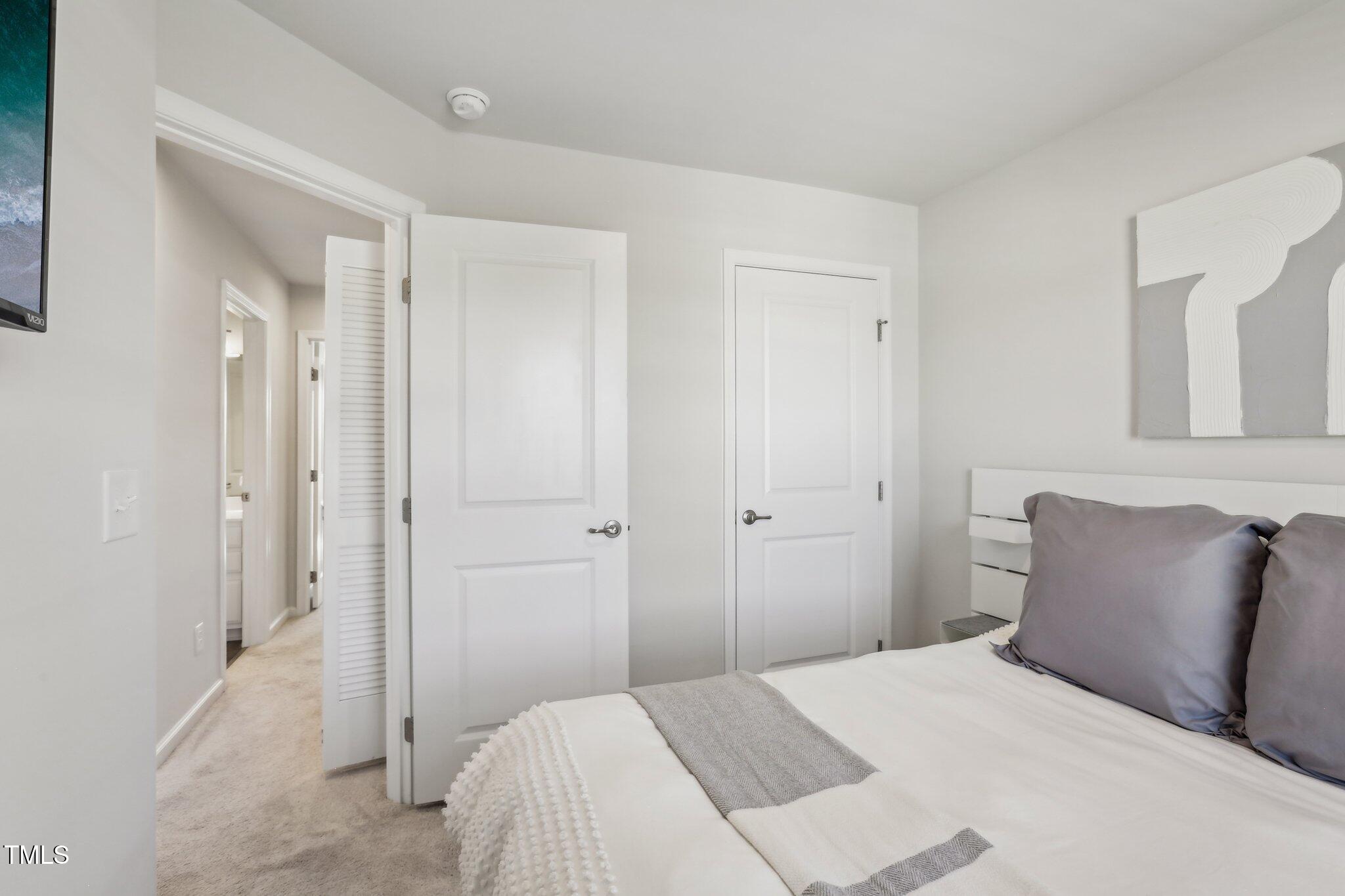 4918 Neuse Commons Lane Raleigh, NC 27616 - Photo 36 of 42 35-web-or-mls-Neuse Commons Ln-035