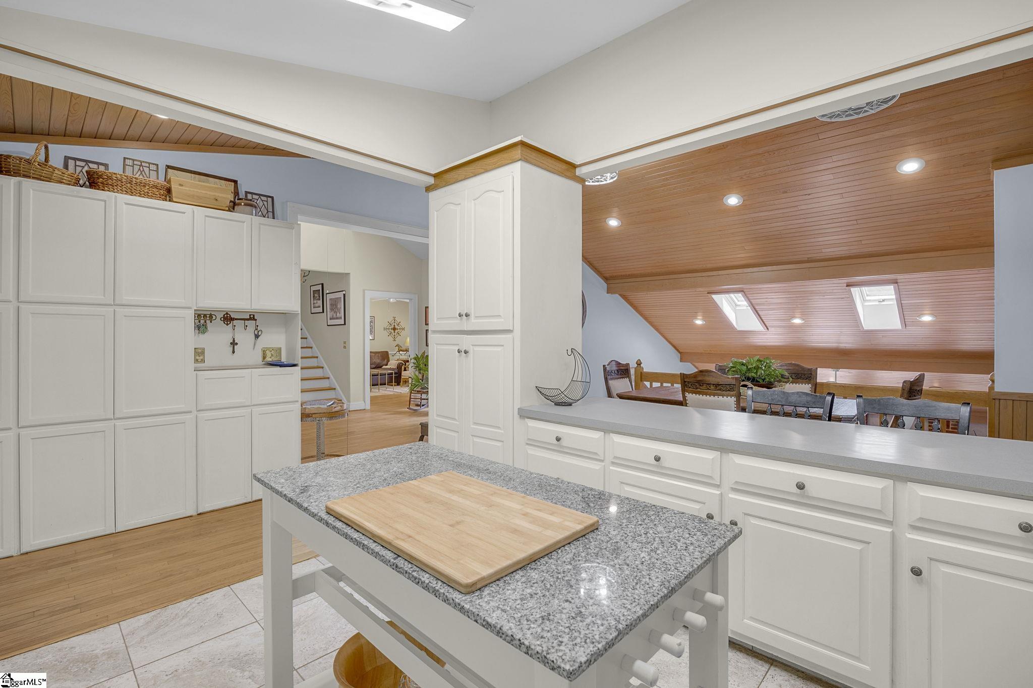 218 Northridge Drive Anderson, SC 29621 - Photo 11 of 50 Gallery Image 11