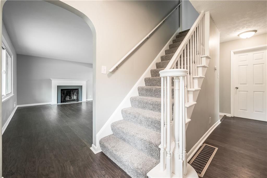 5742 Radnor Road Indianapolis, IN 46226 - Photo 22 of 43 Gallery Image 22