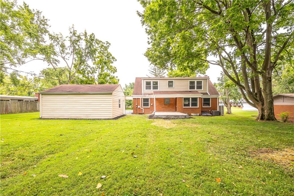 5742 Radnor Road Indianapolis, IN 46226 - Photo 8 of 43 Gallery Image 8