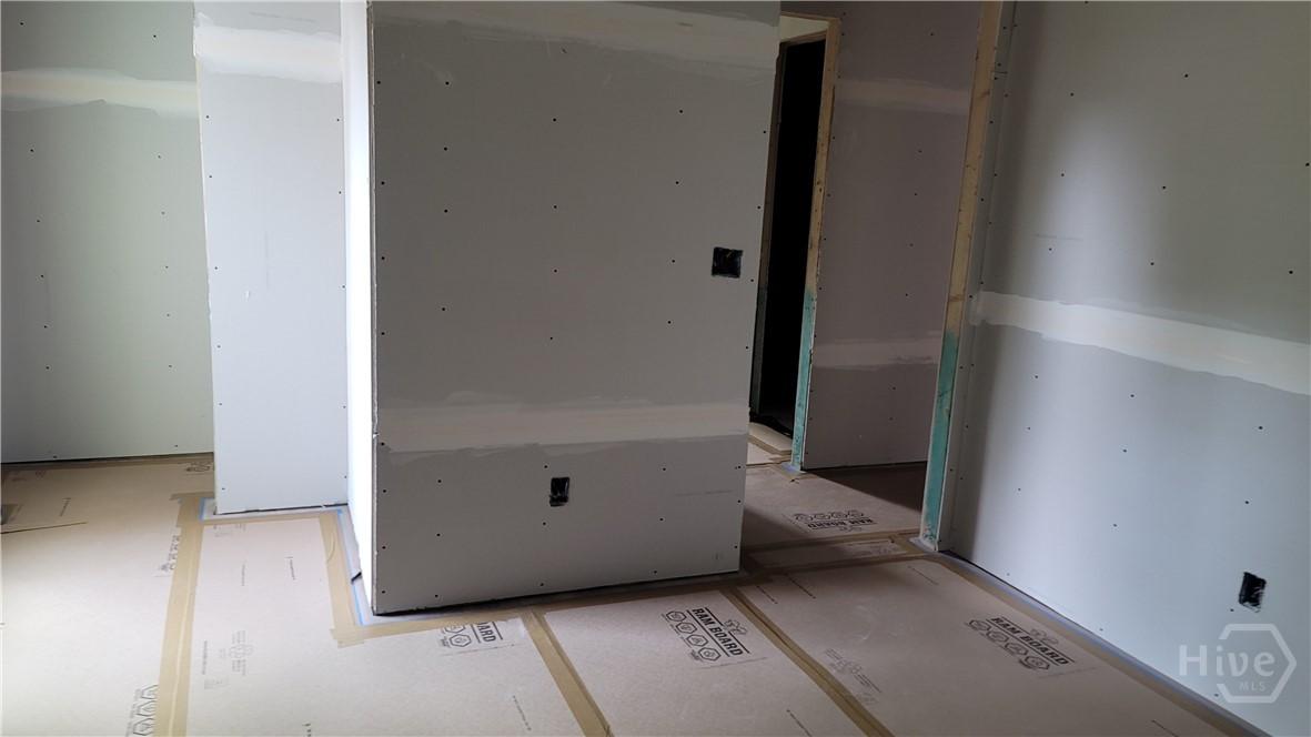 8-10 Mastick Street Savannah, GA 31404 - Photo 4 of 18