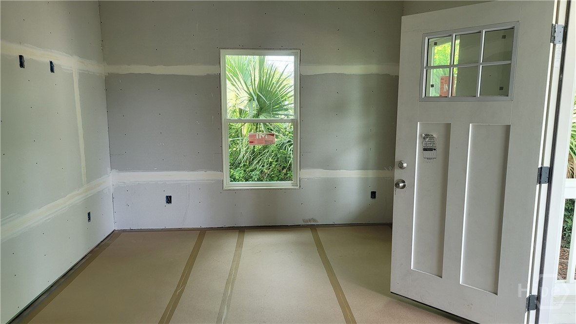 8-10 Mastick Street Savannah, GA 31404 - Photo 7 of 18