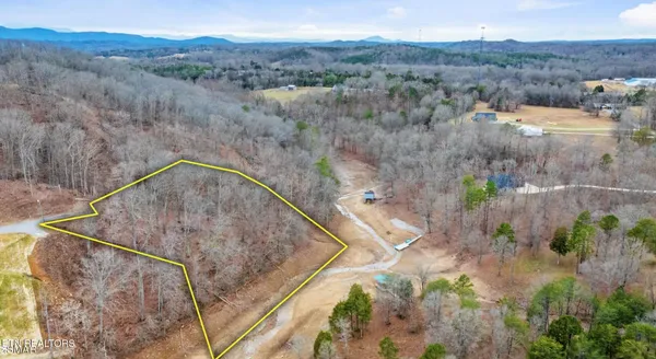 $156,900 | Lot 135 West Point Drive, Dandridge, TN 37725