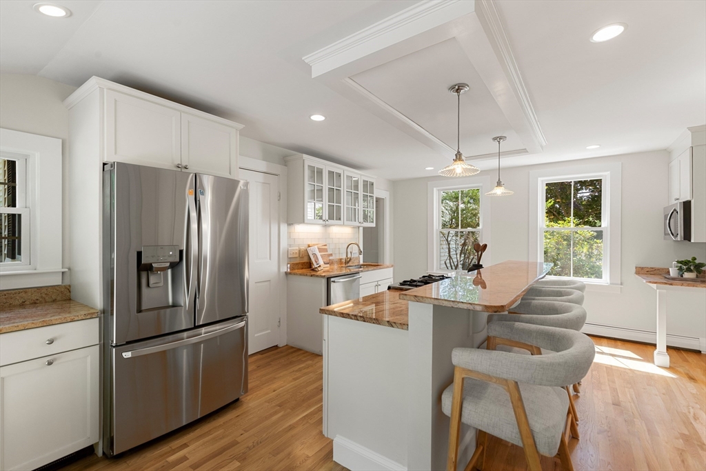 109 Grove Street Lexington, MA 02420 - Photo 10 of 35