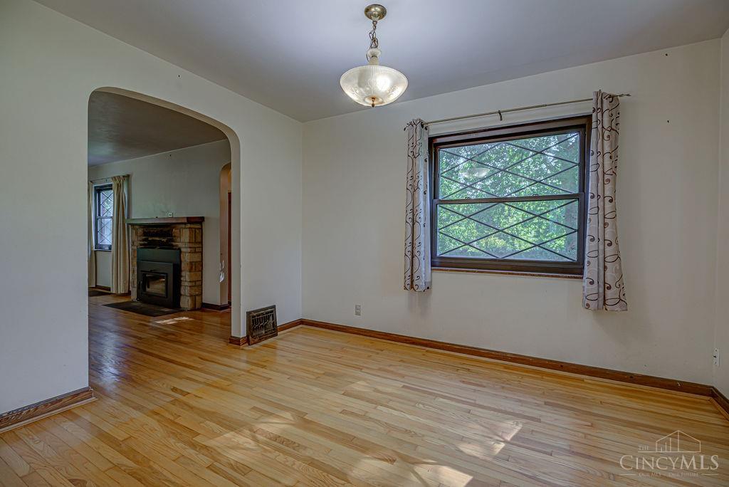 10547 Pottinger Road Cincinnati, OH 45251 - Photo 9 of 34 Gallery Image 9