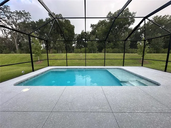 a view of a tennis court