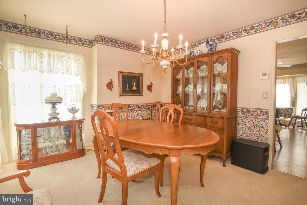 2 Battle Drive Newark, DE 19702 - Photo 17 of 35 a dining room with furniture and window