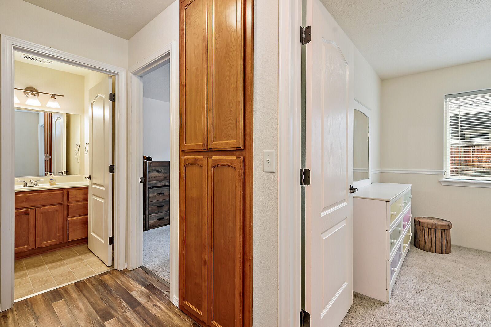 705 Midway Road Medford, OR 97501 - Photo 15 of 31 25_MRd_25_mls