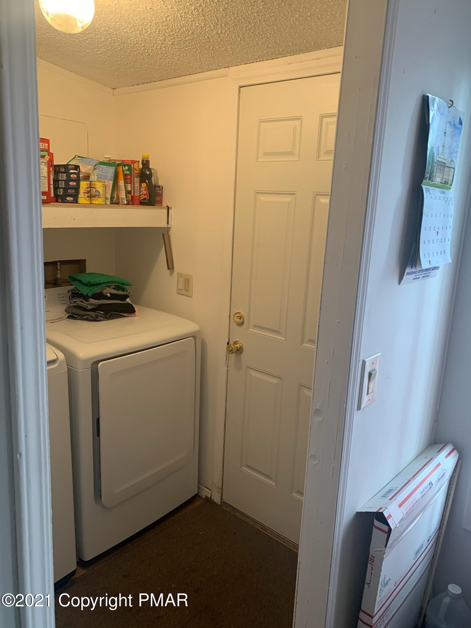 701 Snow Hill Road Cresco, PA 18326 - Photo 21 of 29 Laundry Rm