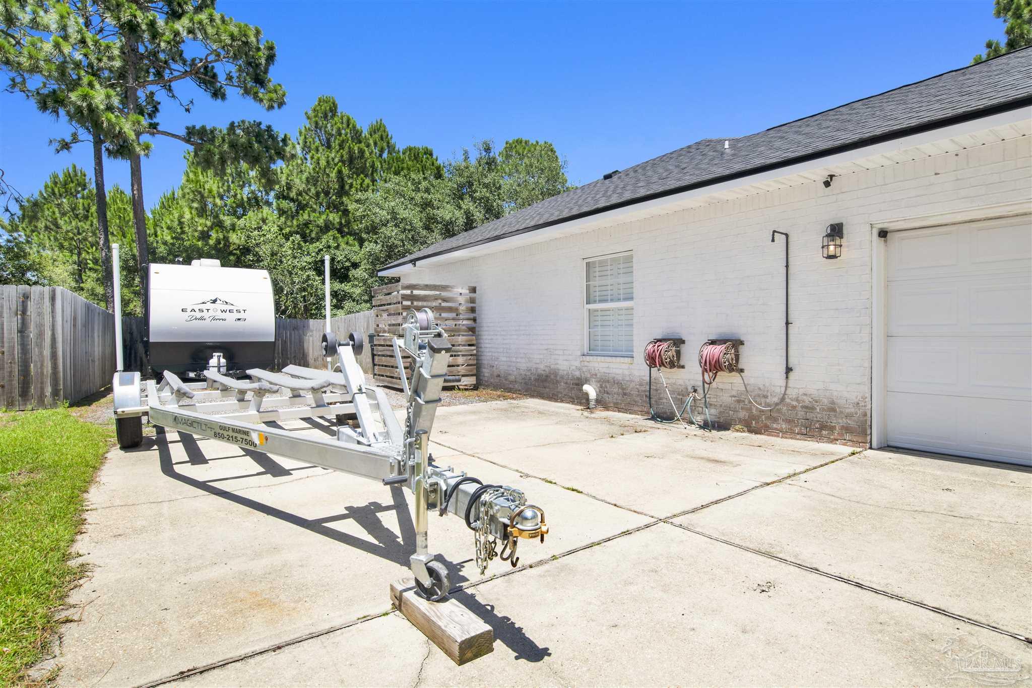 16660 Innerarity Point Road Pensacola, FL 32507 - Photo 44 of 54