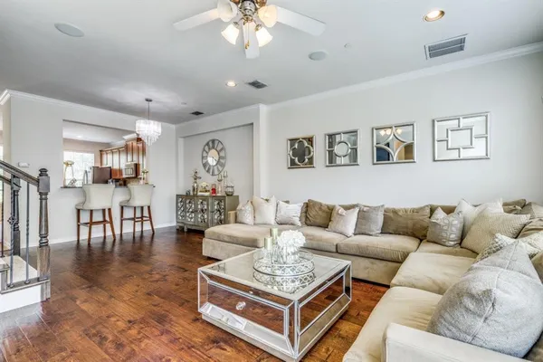 $465,000 | 3932 Asbury Lane, Addison, TX 75001