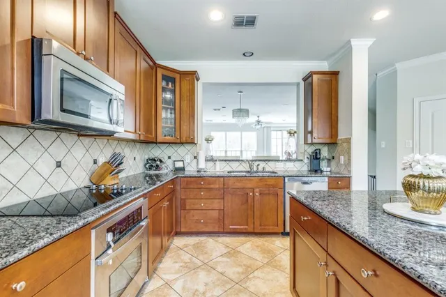 $480,000 | 3932 Asbury Lane, Addison, TX 75001