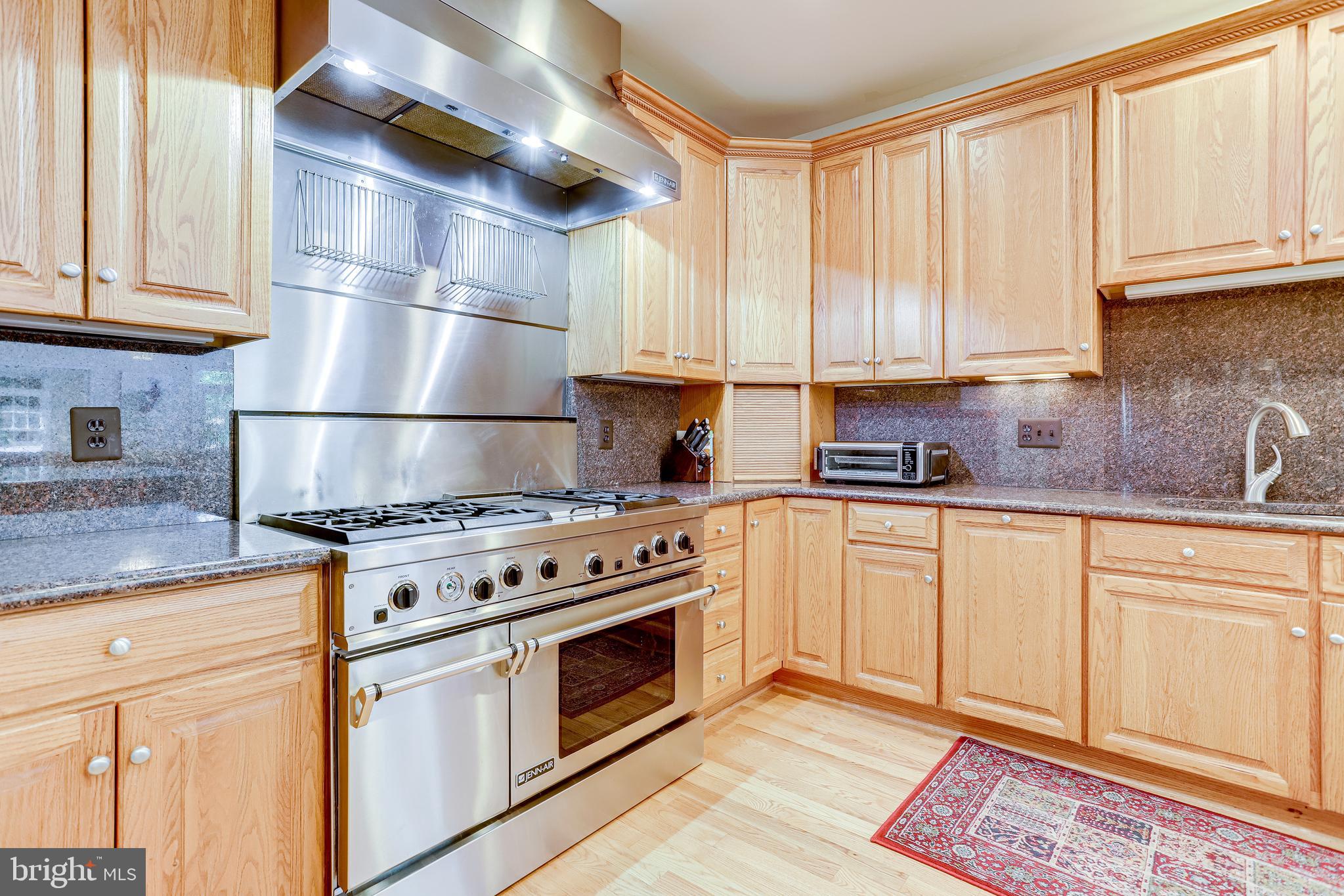 7381 Rodeo Court Annandale, VA 22003 - Photo 37 of 137