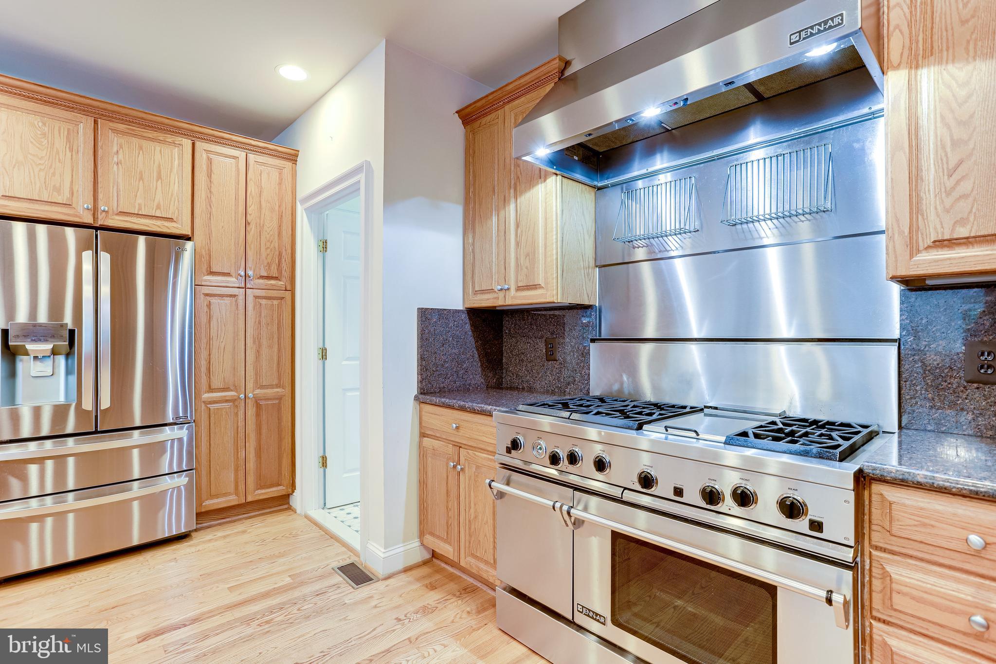 7381 Rodeo Court Annandale, VA 22003 - Photo 38 of 137