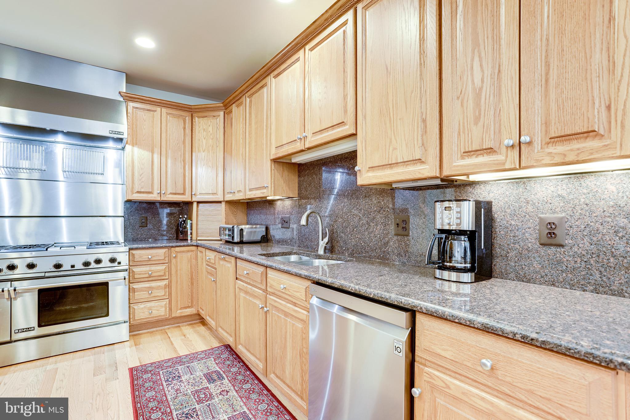 7381 Rodeo Court Annandale, VA 22003 - Photo 39 of 137