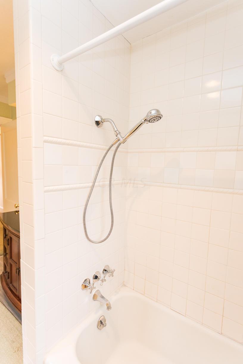 144 Fallis Road Columbus, OH 43214 - Photo 38 of 54 Gallery Image 38