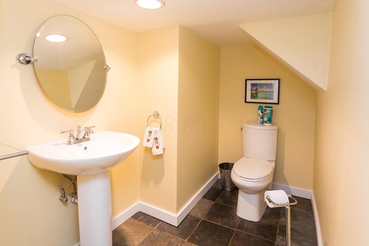 144 Fallis Road Columbus, OH 43214 - Photo 40 of 54 Gallery Image 40