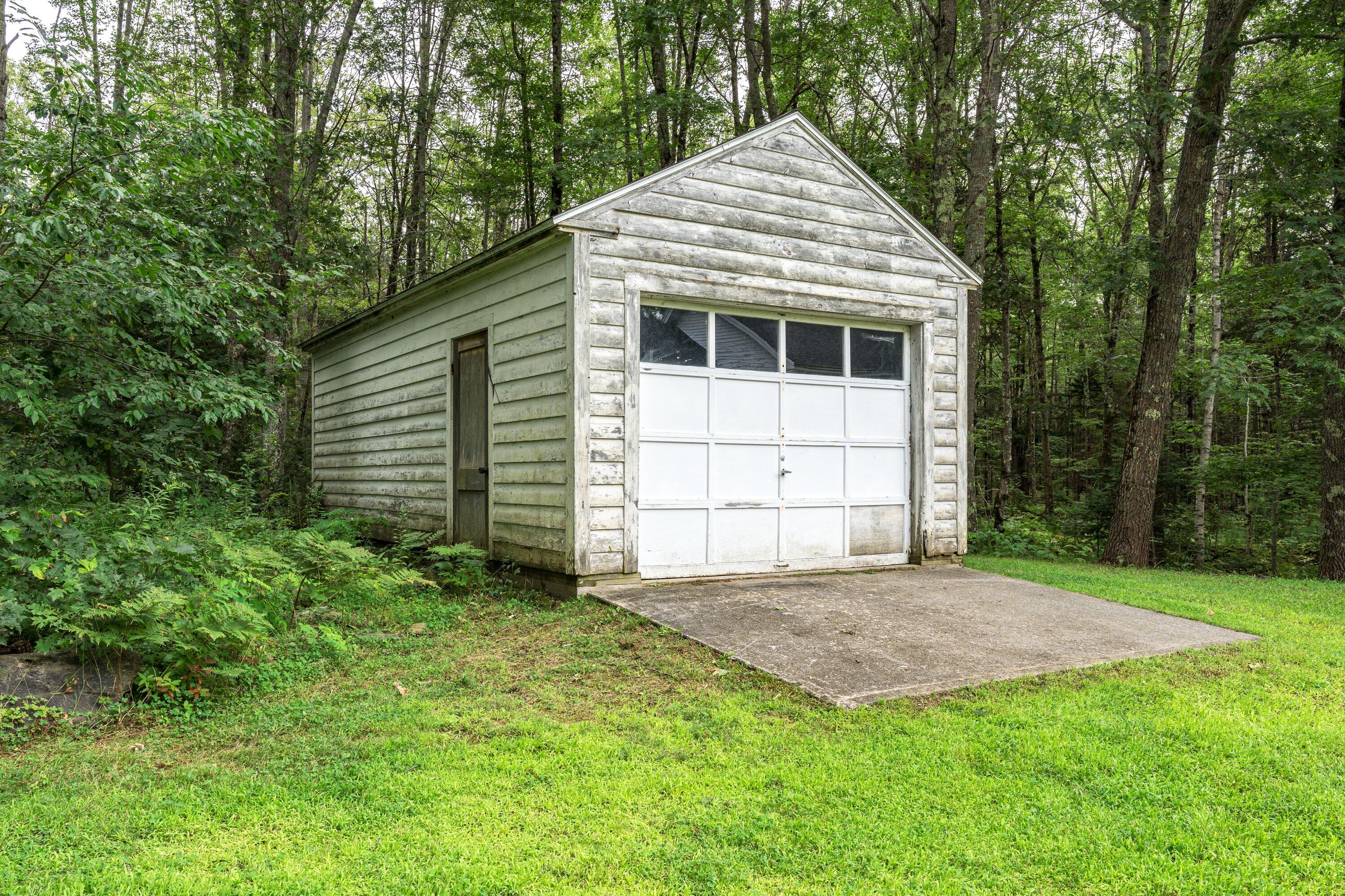 307 Casco Road Brunswick, ME 04011 - Photo 61 of 94 32-custom-307-casco-rd