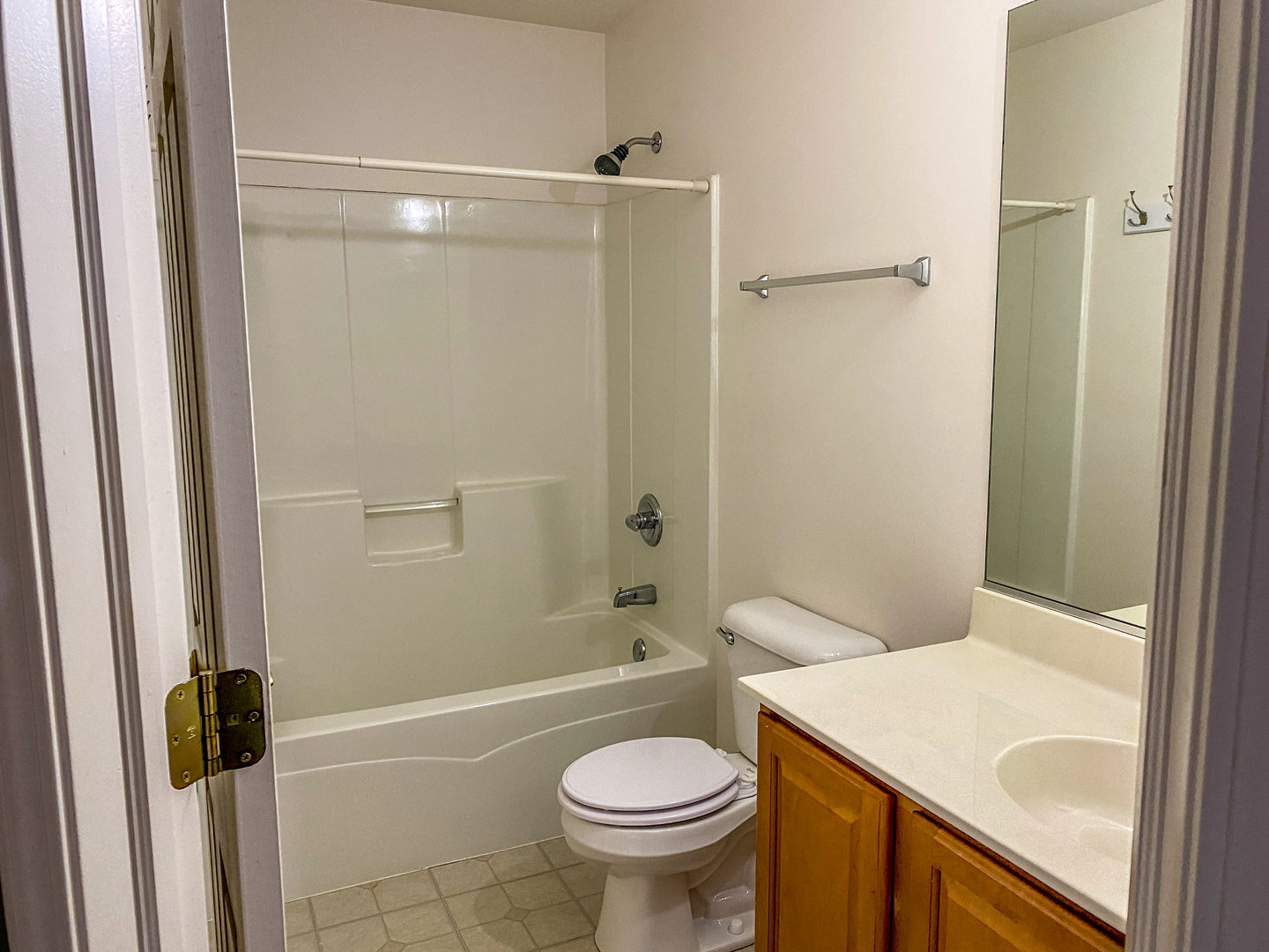2249 Hudson Circle Aurora, IL 60502 - Photo 15 of 30 a bathroom with a sink a toilet and shower