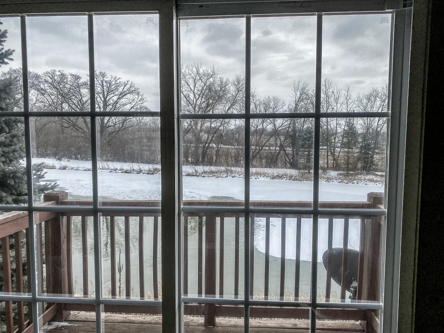 2249 Hudson Circle Aurora, IL 60502 - Photo 8 of 30 a view of a gate and fence