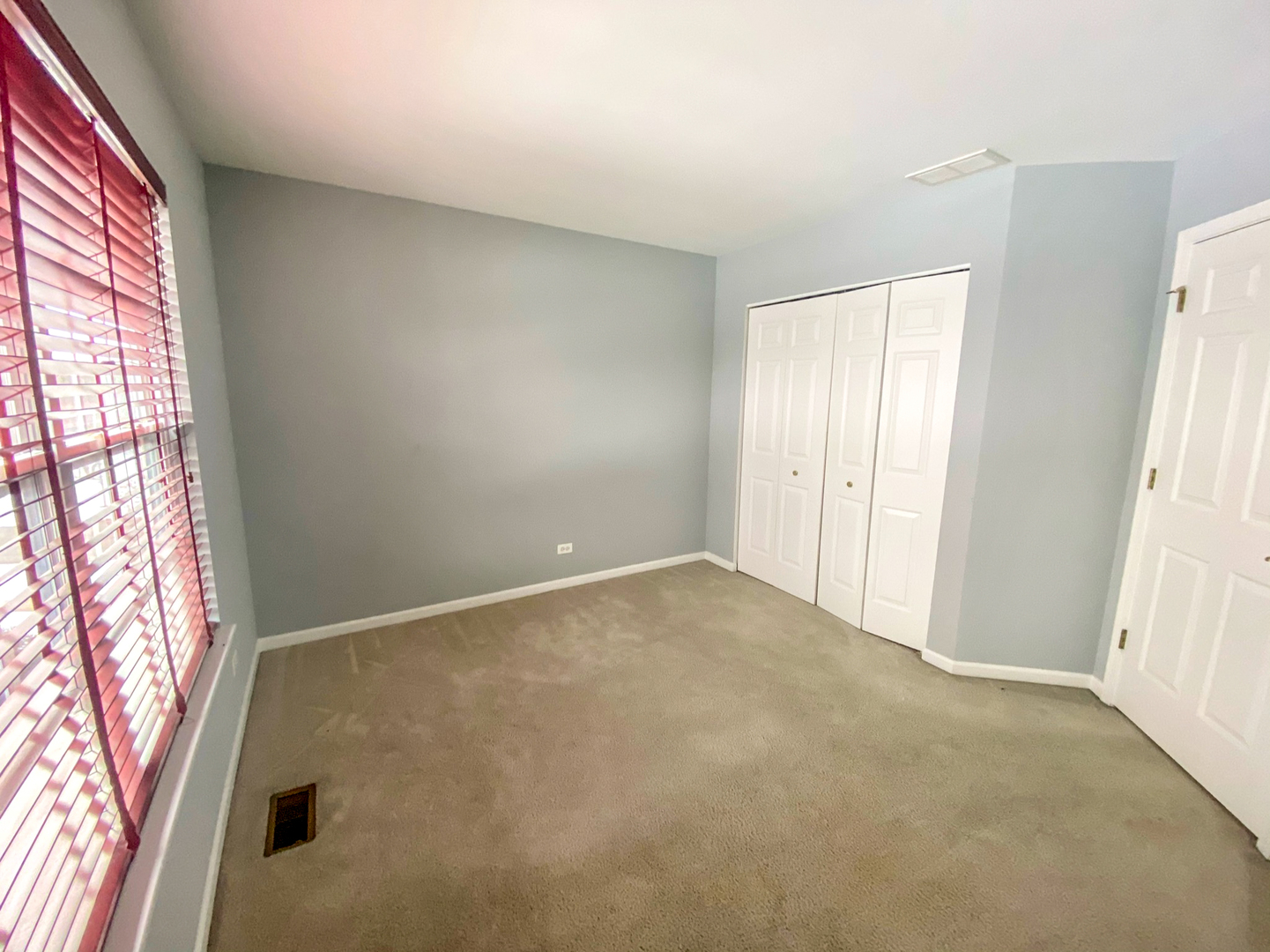 2249 Hudson Circle Aurora, IL 60502 - Photo 10 of 30 a view of an empty room with a window